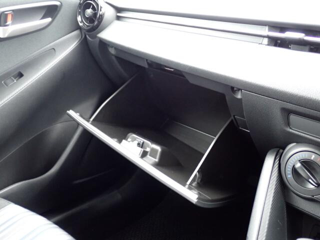 ���[�����Ղ�O���[�u�{�b�N�X�B