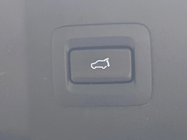 �y�p���[�o�b�N�h�A�z�X�}�[�g�L�[��^�]�Ȃ̃{�^�������������Ń��A�Q�[�g�������ŊJ���܂�!�ו��������Ă��鎞��A�����ʒu�ɂ���o�b�N�h�A��߂�ۂɕ֗��ȋ@�\�ł���