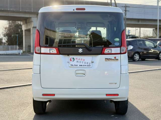 ���������ԑ����W�����ł�!���̋@��ɐ��񂲗��X������!