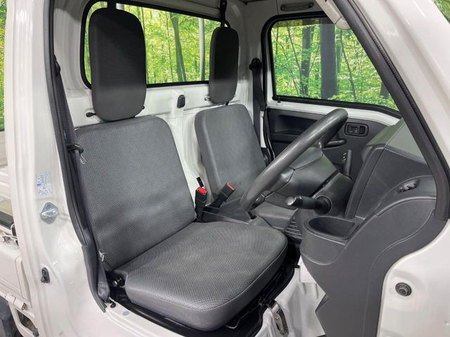 �h���C�o�[�ɂ���ĉ^�]���₷���|�W�V�����͈قȂ�A���̎Ԃ͂ǂ��Ȃ̂��s���Ȃ��Ƃ�����܂���ˁB�C�ɂȂ邨�Ԃ͓X���ŏ�荞��ł��m�F���������܂���