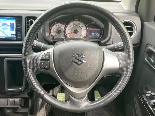 �y�����v�����X�e�A�����O�z�㎿�Ȋv���g�p���邱�ƂŁA��ɂ����������݂ƂĂ��^�]���₷���n���h���ł���