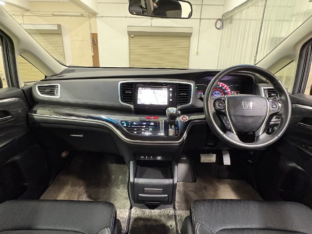 オデッセイ2.4 アブソルート