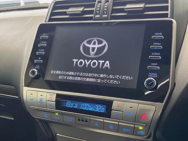 【9インチ ディスプレイオーディオ】大画面ディスプレイへお持ちのスマートフォンと連携して、ナビやbluetoothでの音楽再生が可能です♪デザインはもちろん操作性も良好!別途ナビ機能の取付可能です♪