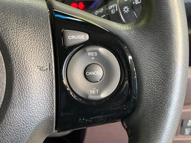 �y�N���[�Y�R���g���[���z�������H�����N���N���s�B�A�N�Z���𗣂��Ă���葬�x�ő��s���ł��A�������^�]���̕��S���y��!�����E�������ȒP�ȃX�C�b�`����Œ����ł��܂��B