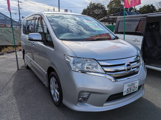 セレナ2.0 ハイウェイスター Vセレクション