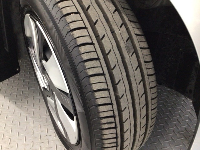 グレイス1.5 ハイブリッド DX