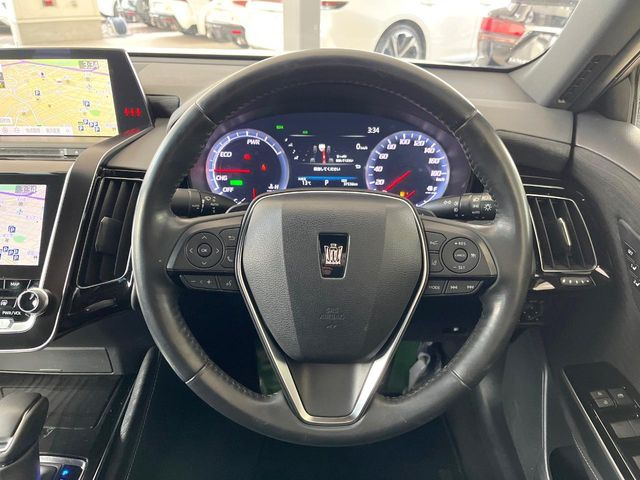 �y�����v�����X�e�A�����O�z�㎿�Ȋv���g�p���邱�ƂŁA��ɂ����������݂ƂĂ��^�]���₷���n���h���ł���