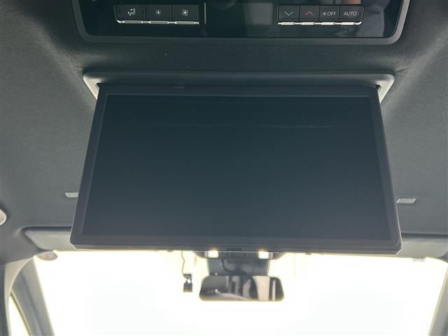 ヴォクシー1.8 ハイブリッド S-Z