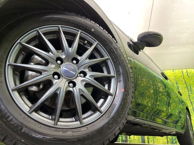 �y16�C���`�A���~�z�C�[���z�O�ςɃ}�b�`�����A���~�z�C�[���𑕒����Ă���܂��B�e��A���~�z�C�[����A�X�^�b�h���X�^�C�����戵�����Ă���܂��B���񂲑��k����������