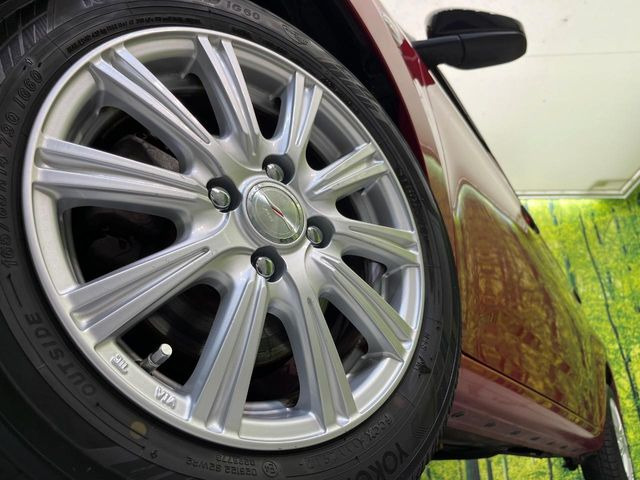 �y14�C���`�A���~�z�C�[���z�O�ςɃ}�b�`�����A���~�z�C�[���𑕒����Ă���܂��B�e��A���~�z�C�[����A�X�^�b�h���X�^�C�����戵�����Ă���܂��B���񂲑��k����������