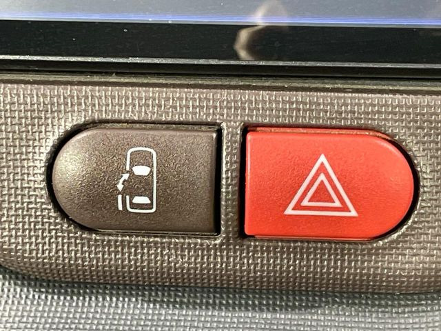 �y�p���[�X���C�h�h�A�z�X�}�[�g�L�[��^�]�Ȃ̃X�C�b�`�ŃX���C�h�h�A�̊J���\���d��������͂����ăh�A���J����K�v�������A���������q�l�ł��A�d���ו��������Ă��鎞�����N�ɊJ���߂ł��܂���