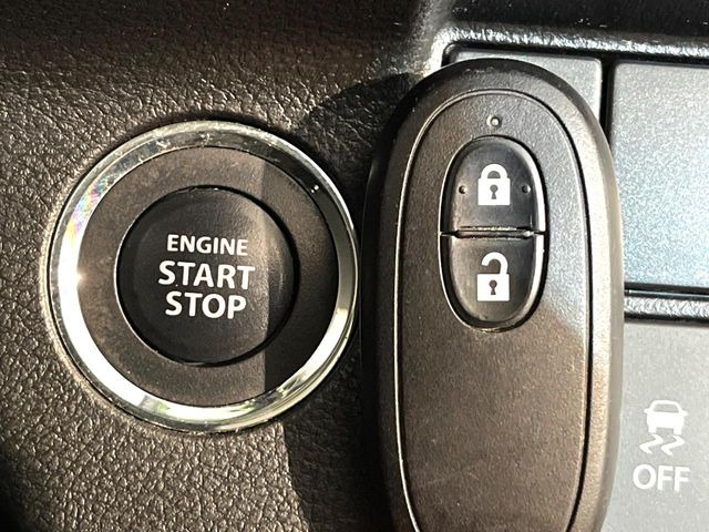 �y�L�[���X�X�^�[�g�V�X�e���z�J�o����|�P�b�g�ɓ��ꂽ�܂܂ł��h�A�̎{���E�������\�ȃX�}�[�g�L�[�𑕔��B�G���W���̃I���E�I�t�����J�M�����o���K�v����������Ƃ��Ă��֗��ł���