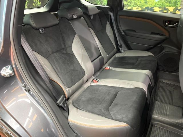 �L�X�Ƃ���2��ڃV�[�g�͋��Z���������A���S�n�����K!�F�B��Ƒ��Ƃ̂��o�����ɂ҂�����ł��B�x�r�[�V�[�g��`���C���h�V�[�g�g�p�������K�ɂ��߂�������������\���ȋ�Ԃ��m�ۂ��Ă��܂��B