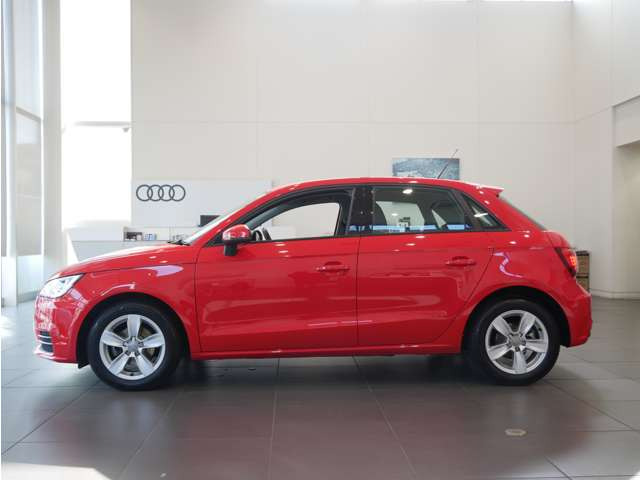 A1スポーツバック1.0 TFSI