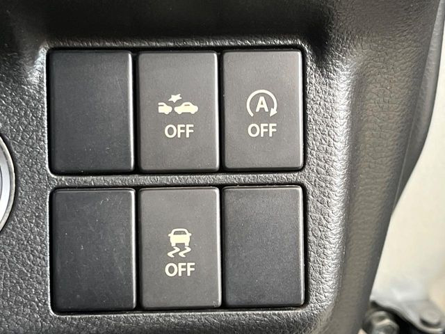 �y�X�Y�L �Z�[�t�e�B�T�|�[�g�z���s���ɑO���̎ԗ�����F�����A�Փ˂������Ȏ��͌x��ƃu���[�L�ŏՓˉ���Ɣ�Q�y�����A�V�X�g�B�����S�Ƀh���C�u�����y���݂��������܂��B