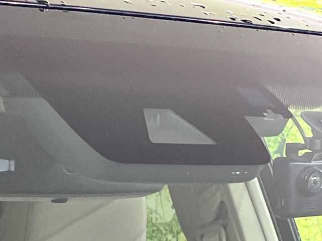 �y�v���N���b�V���Z�[�t�e�B�z�O���̎ԗ��������m���A�Փ˂������Ȏ��͌x��Œ��ӂ𑣂��A�u���[�L�𓥂ޗ͂��T�|�[�g�B�u���[�L�𓥂߂Ȃ������ꍇ�͏Փ˔�Q�y���u���[�L���쓮�A�Փˉ�����T�|�[�g���܂��B