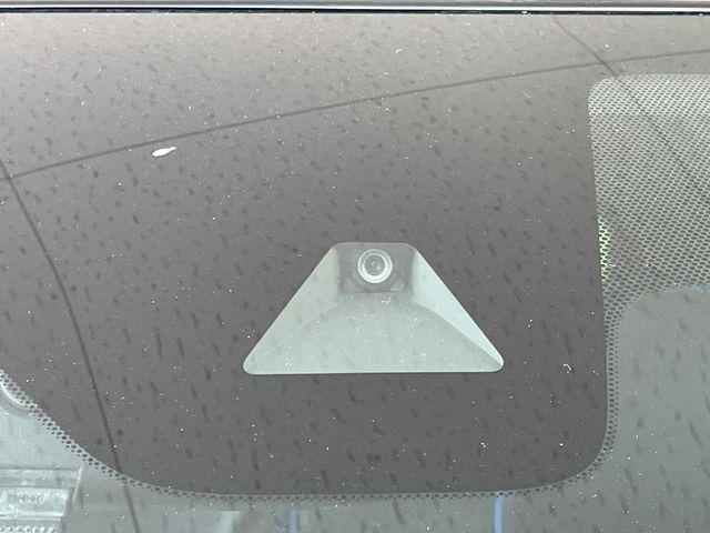 �y�O�He-Assist�z���s���ɑO���̎ԗ�����F�����A�Փ˂������Ȏ��͌x��ƃu���[�L�ŏՓˉ���Ɣ�Q�y�����A�V�X�g�B�����S�Ƀh���C�u�����y���݂��������܂��B