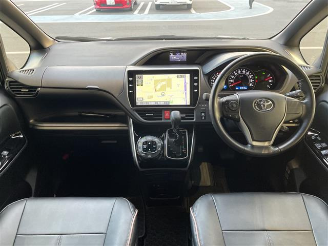 ヴォクシー2.0 ZS 煌II