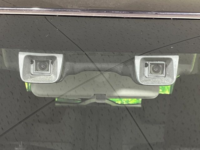 �y�X�Y�L �f���A���J�����u���[�L�T�|�[�g�z���s���ɑO���̎ԗ�����F�����A�Փ˂������Ȏ��͌x��ƃu���[�L�ŏՓˉ���Ɣ�Q�y�����A�V�X�g�B�����S�Ƀh���C�u�����y���݂��������܂��B