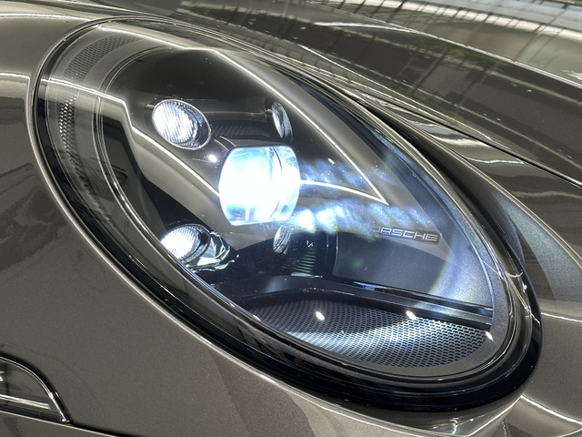 911タルガ4 GTS PDK