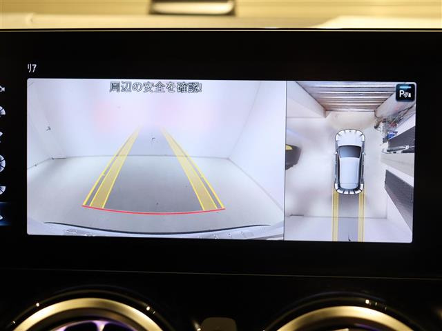 GLAクラスGLA200d 4マチック AMGライン 4WD