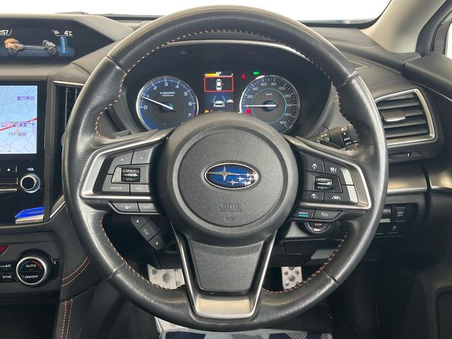 �y�����v�����X�e�A�����O�z�㎿�Ȋv���g�p���邱�ƂŁA��ɂ����������݂ƂĂ��^�]���₷���n���h���ł���