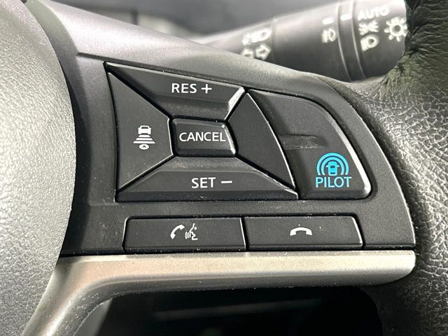 �y�v���p�C���b�g�z�������H�ł̒��������s���y��!!�a�؎��Ə��񑖍s�̃V�[���ŁA�A�N�Z���E�u���[�L�E�X�e�A�����O�������Ő��䂵�A�������^�]�̕��S���y�����Ă���܂���