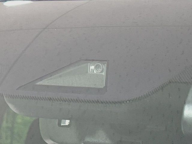 �y�v���N���b�V���Z�[�t�e�B�z�O���̎ԗ��������m���A�Փ˂������Ȏ��͌x��Œ��ӂ𑣂��A�u���[�L�𓥂ޗ͂��T�|�[�g�B�u���[�L�𓥂߂Ȃ������ꍇ�͏Փ˔�Q�y���u���[�L���쓮�A�Փˉ�����T�|�[�g���܂��B