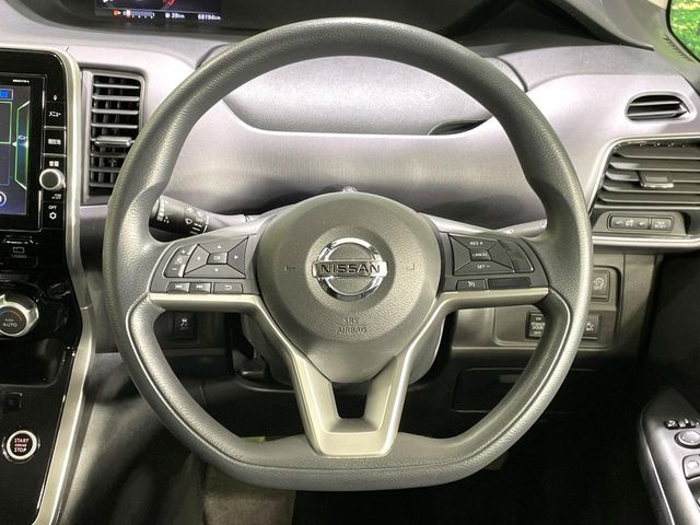 �y�X�e�A�����O�X�C�b�`�z�^�]���A�O������ڐ������炷���ƂȂ��A�I�[�f�B�I���̑��삪�\�ȕ֗��@�\!���S&���K�ȃh���C�u�����o���Ă���܂���