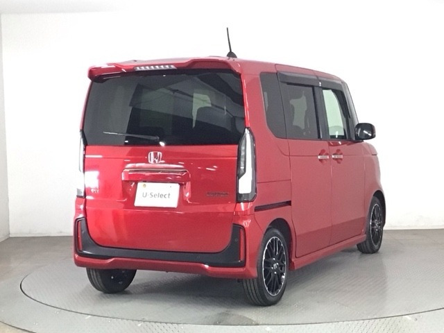 N-BOXカスタムターボ コーディネートスタイル モノトーン