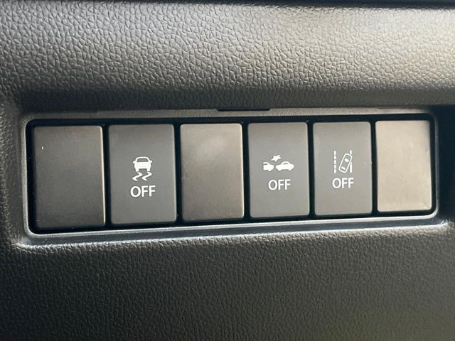 �y�X�Y�L �Z�[�t�e�B�T�|�[�g�z���s���ɑO���̎ԗ�����F�����A�Փ˂������Ȏ��͌x��ƃu���[�L�ŏՓˉ���Ɣ�Q�y�����A�V�X�g�B�����S�Ƀh���C�u�����y���݂��������܂��B