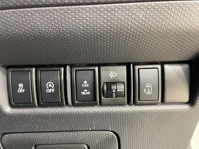 �y�p���[�X���C�h�h�A�z�X�}�[�g�L�[��^�]�Ȃ̃X�C�b�`�ŃX���C�h�h�A�̊J���\���d��������͂����ăh�A���J����K�v�������A���������q�l�ł��A�d���ו��������Ă��鎞�����N�ɊJ���߂ł��܂���