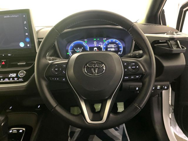 �y�����v�����X�e�A�����O�z�㎿�Ȋv���g�p���邱�ƂŁA��ɂ����������݂ƂĂ��^�]���₷���n���h���ł���