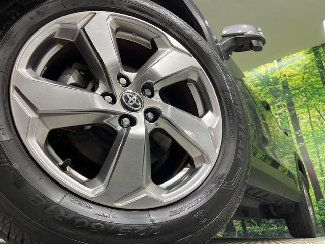 �y����18�C���`�A���~�z�C�[���z�O�ςɃ}�b�`���������A���~�z�C�[���𑕒����Ă���܂��B�e��ЊO�A���~�z�C�[����A�X�^�b�h���X�^�C�����戵�����Ă���܂��B���񂲑��k����������