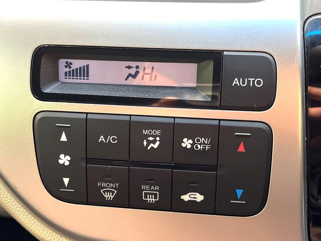 �y�I�[�g�G�A�R���z��x���D�݂̉��x�ɐݒ肷��΁A�ԓ��̉��x�����m�����ʂ≷�x�������Œ����B����&hellip;����&hellip;�Ɖ��x���X�C�b�`���������K�v�͂���܂���B���K�Ȏԓ���Ԃɂ͕K�{�̋@�\�ł��ˁ�