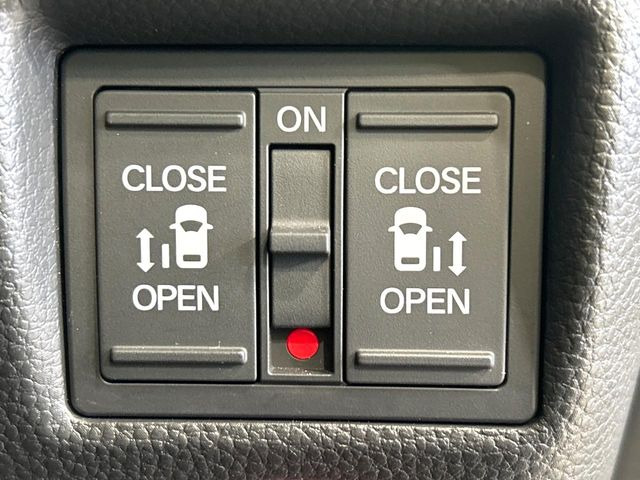 �y�����p���[�X���C�h�h�A�z�X�}�[�g�L�[��^�]�Ȃ̃X�C�b�`�Ō�ȗ����X���C�h�h�A�̊J���\���d��������͂����ăh�A���J����K�v�������A�����Ȃ��q�l�ł��ȒP�ɊJ���߂ł����K�ł���