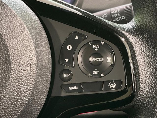 �y�A�_�v�e�B�u�N���[�Y�R���g���[���z�������H�ł̒��������s���y��!!�����ő��x��ۂN���[�Y�R���g���[�����A�Փˌy���V�X�e���ƘA�g���A�O���̎ԗ������m���ĎԊԂ�ۂ悤�ɑ��x���߂��Ă���܂�!!