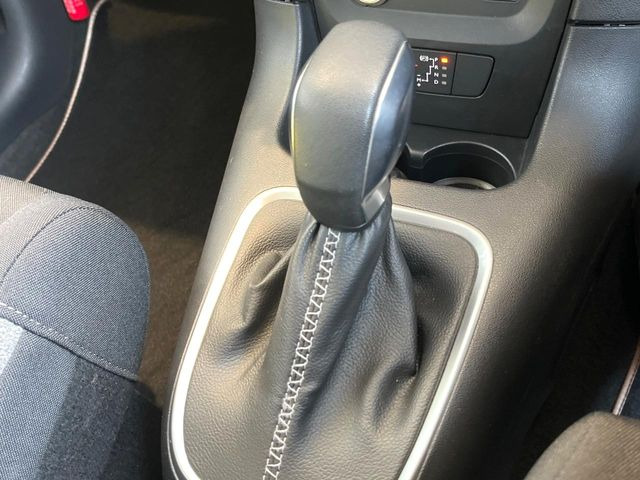 ��MT���[�h�t��AT:�ʏ�͎����ł����Ȃ���ϑ�(�M�A�`�F���W)���h���C�o�[�̑���ɂ���ĈӐ}�I�ɕς�����V�X�e���ł��B����w���i�̃h���C�u�����y���݂��������܂�!