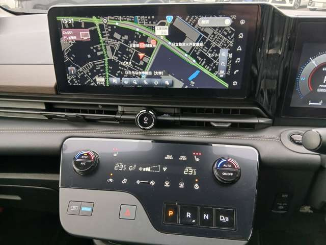 セレナ1.4 e-POWER ハイウェイスターV