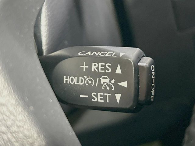 �y���[�_�[�N���[�Y�R���g���[���z�������H�ł̒��������s���y��!!�����ő��x��ۂN���[�Y�R���g���[�����A�Փˌy���V�X�e���ƘA�g���A�O���̎ԗ������m���ĎԊԂ�ۂ悤�ɑ��x���߂��Ă���܂�!!