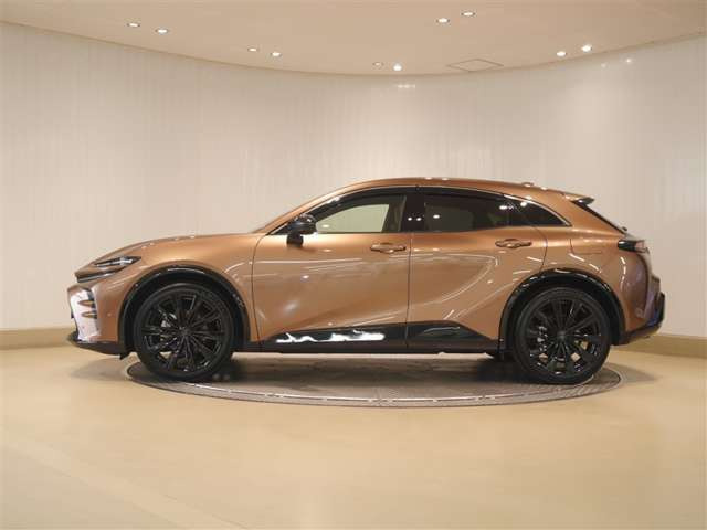 クラウンスポーツ2.5 Z E-Four 4WD