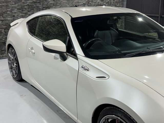 ���Ԃ̂��ʐ^�⓮��̑��t���\�ł��B���C�y�ɒǉ��A���₢���킹���������B