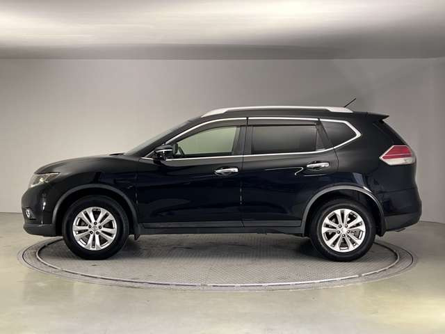 エクストレイル2.0 20Xt エマージェンシーブレーキパッケージ