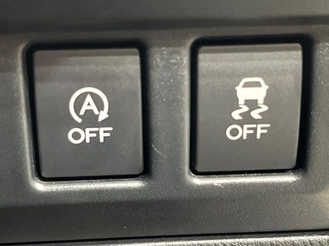 �y�A�C�h�����O�X�g�b�v�z�ԐM����a�؂Œ�Ԃ����ۂɃG���W�����~���A���ʂȔR���̏����}���܂��B�R��������ی�ɂȂ���@�\��G���W���̓u���[�L�𗣂��΍Ďn�����܂��B