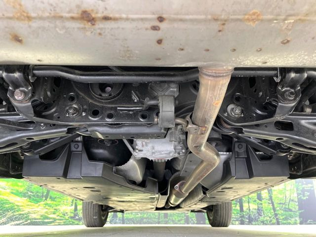 下回りがきれいなうちに、防錆加工の施工がオススメ。降雪地域はもちろん、沿岸部にお住いの方や、趣味でマリン・ウィンタースポーツをされる方にご好評いただいております。