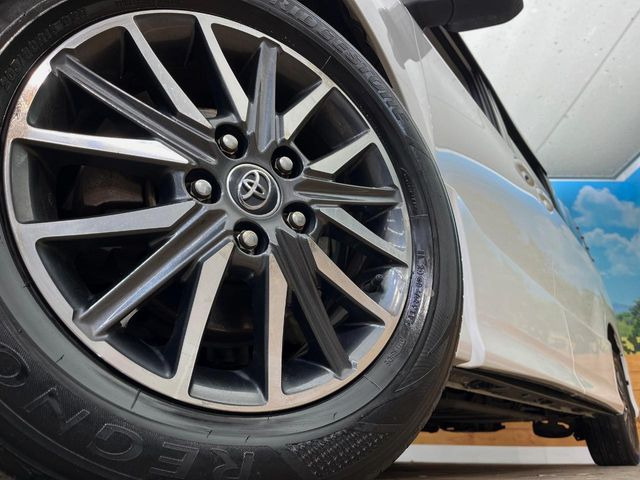 �y�����A���~�z�C�[���z�O�ςɃ}�b�`���������A���~�z�C�[���𑕒����Ă���܂��B�e��ЊO�A���~�z�C�[����A�X�^�b�h���X�^�C�����戵�����Ă���܂��B���񂲑��k����������