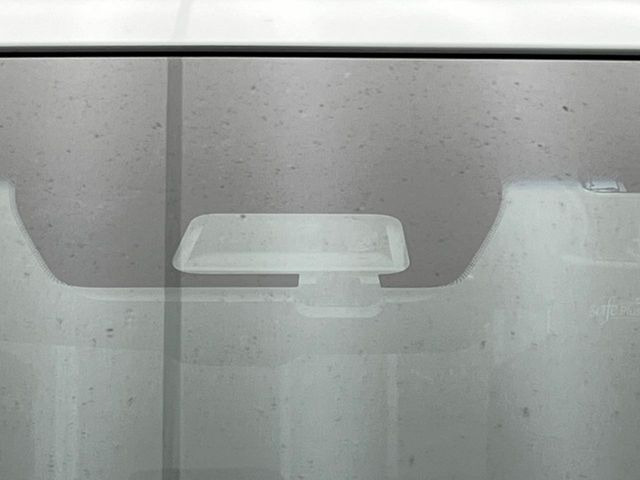 �y�}���`�A���E���h���j�^�[�z��p�̃J�����ɂ��A�ォ�猩���낵���悤�Ȏ��_��360�x�N���}�̎��͂��m�F���邱�Ƃ��ł��܂������p�������m�F���₷���A�����ꏊ�ł̐؂�Ԃ��⒓�Ԃ��X���[�Y�ɍs���܂��B