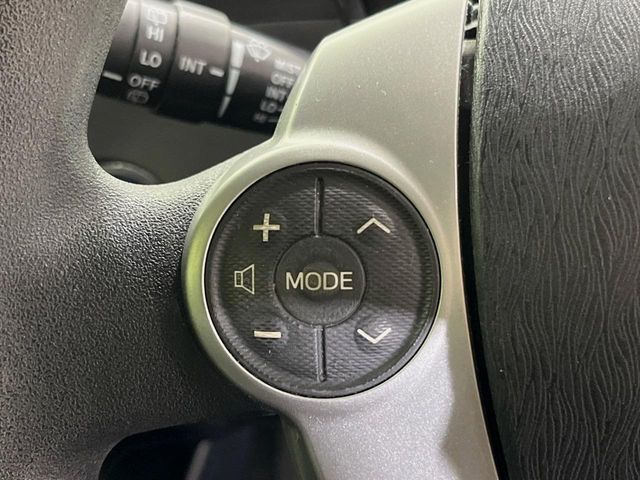 �y�X�e�A�����O�X�C�b�`�z�^�]���A�O������ڐ������炷���ƂȂ��A�I�[�f�B�I���̑��삪�\�ȕ֗��@�\!���S&���K�ȃh���C�u�����o���Ă���܂���