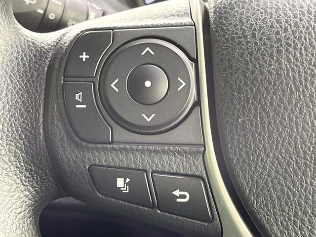 �y�X�e�A�����O�X�C�b�`�z�^�]���A�O������ڐ������炷���ƂȂ��A�I�[�f�B�I���̑��삪�\�ȕ֗��@�\!���S&���K�ȃh���C�u�����o���Ă���܂���