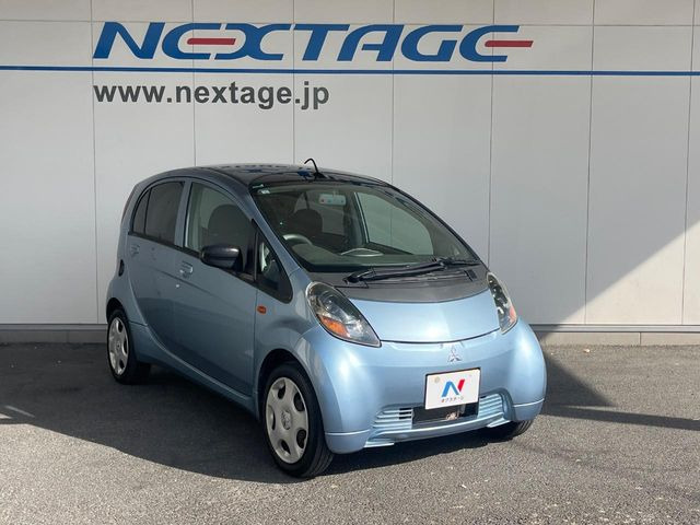 ��D�]�𒸂��Ă���܂��{�f�B�̒e�X�v���b�V���R�[�g���D�]��t���B�ʏ�̃K���X�R�[�g�ƈقȂ�A�ϋv�N��6�N�̖��@���K���X�R�[�e�B���O���A�{�f�B���L���C�ȏ�Ԃɕۂ��Ă���܂��B